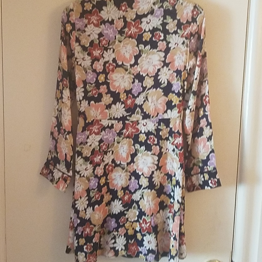 ZARA Floral dress. - Picture 5 of 8